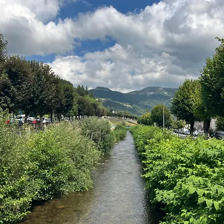 Alexandre Rene * لا بوربول